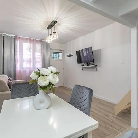 Superbe Maison De Avec Jardin Montrouge